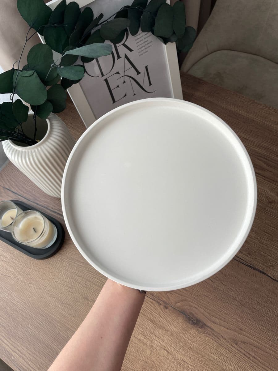 Mbajtësja jonë e re gjigande