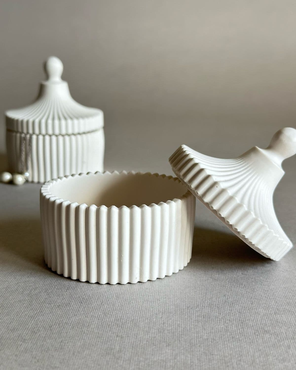 E vogël, por me shumë stil